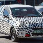 Flagra do novo Fiat derivado do Projeto 326 com a camuflagem zebrada