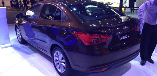 Chery Arrizo 5