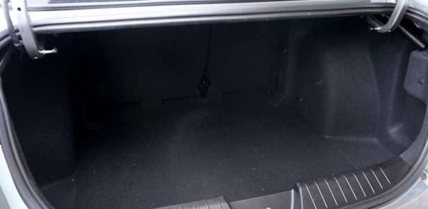 Fiat Cronos Precision 1.8 AT6