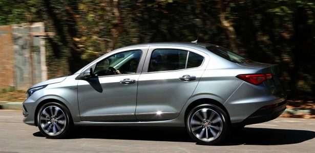 Fiat Cronos Precision 1.8 AT6