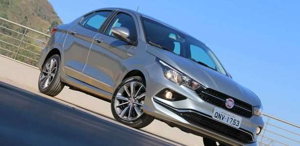 Fiat Cronos Precision 1.8 AT6
