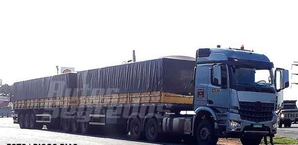 Mercedes-Benz Arocs