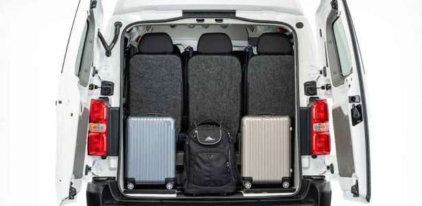 Peugeot Expert Minibus