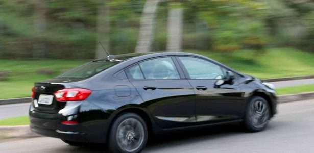Cruze Black Bow Tie