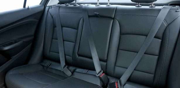 Cruze Black Bow Tie