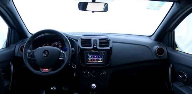 Sandero Racing Spirit