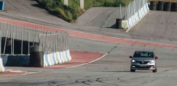 Sandero Racing Spirit