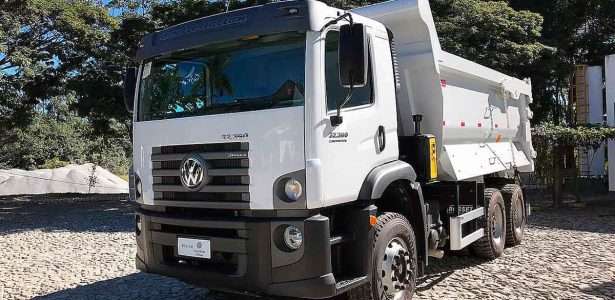 Volkswagen Constellation 32.360