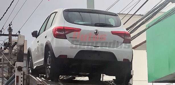 Sandero Intense CVT