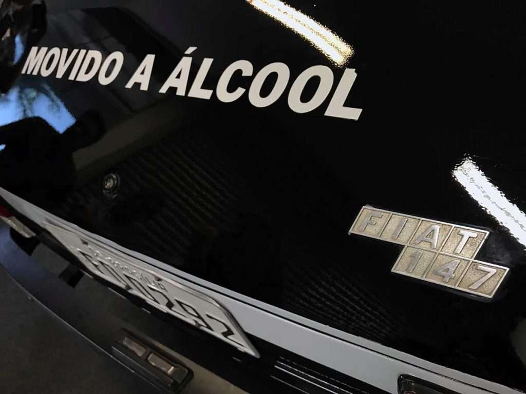 Fiat 147 álcool