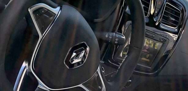 Sandero Intense CVT