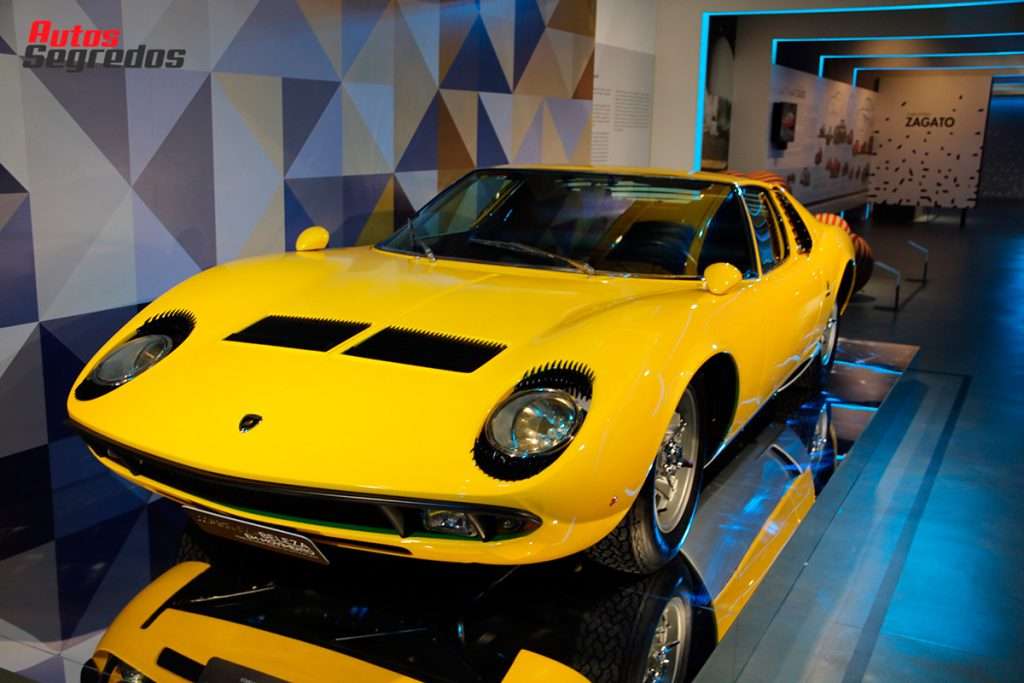 Lamborghini Miura (1969)
