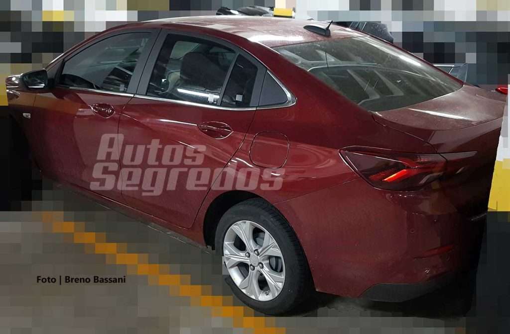 Onix Sedan Premier