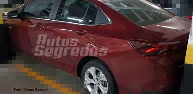 Onix Sedan Premier