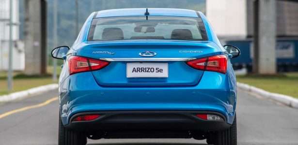 CAOA Chery Arrizo 5e