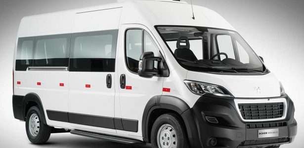 Peugeot Boxer Minibus