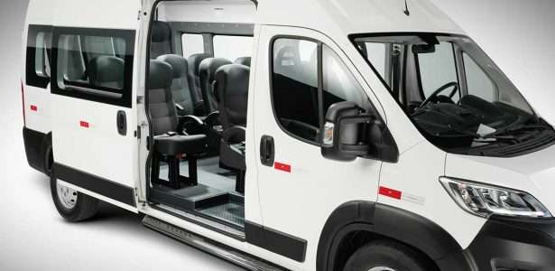 Peugeot Boxer Minibus