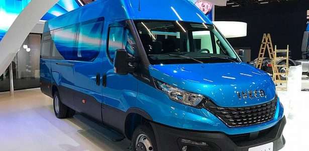 IVECO Daily van passageiro