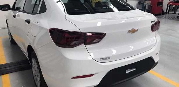 Chevrolet Onix Plus Turbo 2020