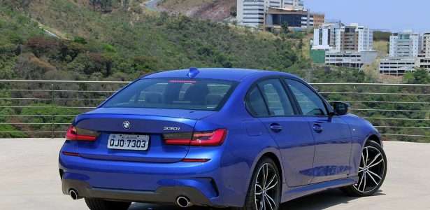 BMW 330i
