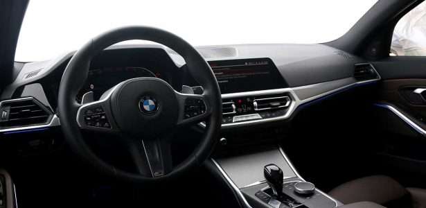 BMW 330i