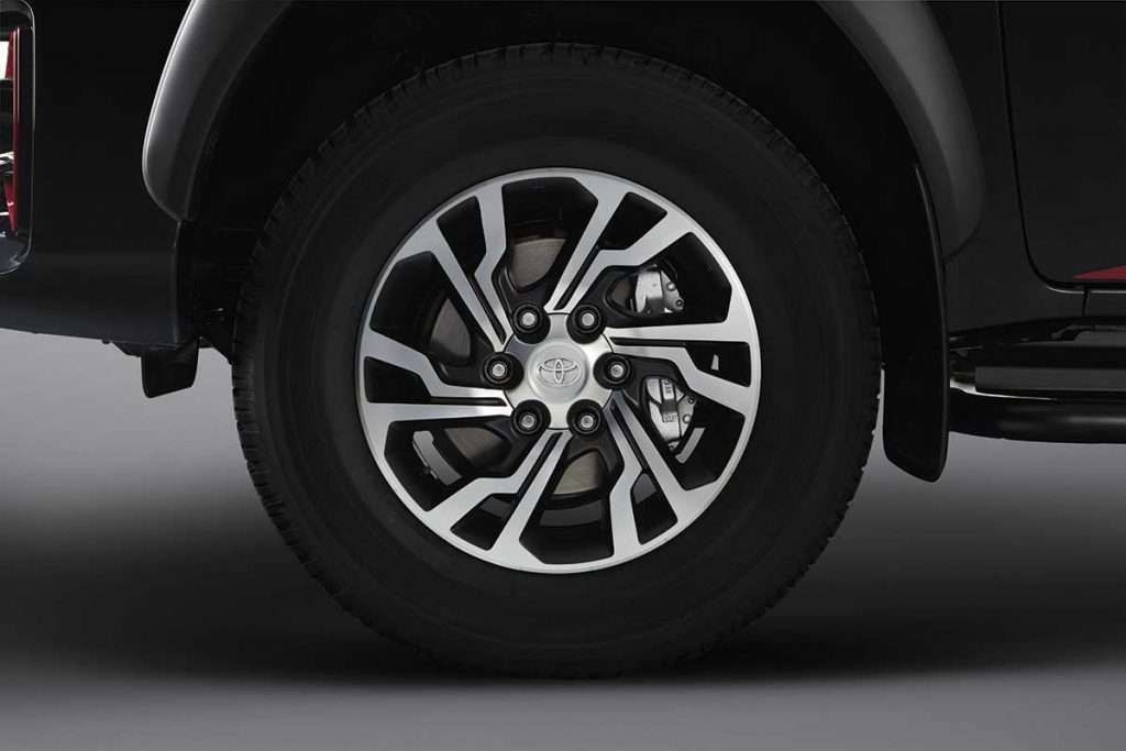 Hilux GR Sport