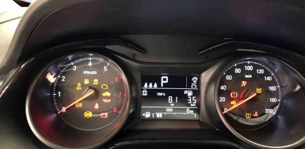 Chevrolet Onix 1.0 Turbo