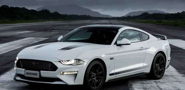 Ford Mustang Black Shadow
