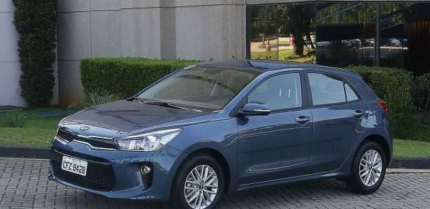 Kia Rio EX