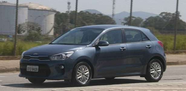 Kia Rio EX