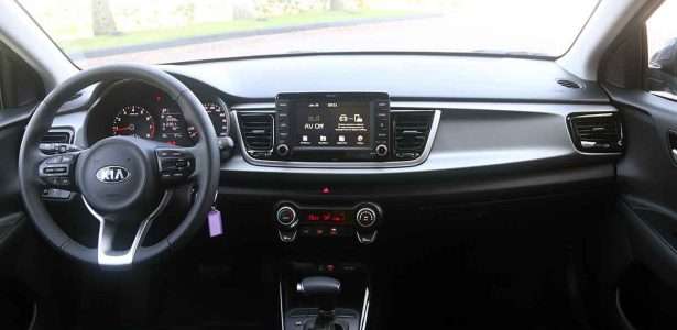 Kia Rio EX