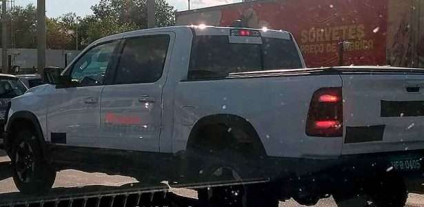 1500 Rebel