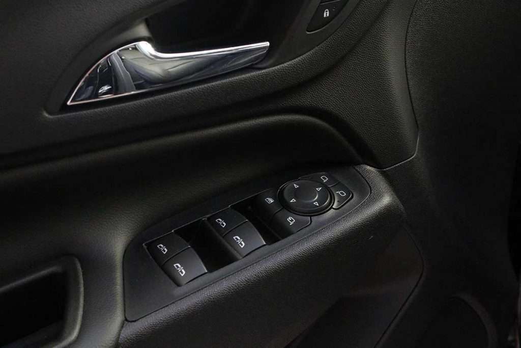 Chevrolet Equinox Midnight