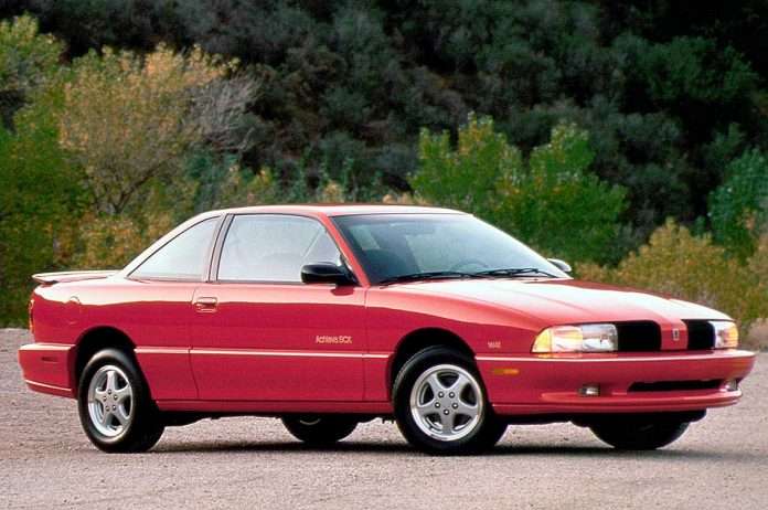 Oldsmobile Achieva SCX
