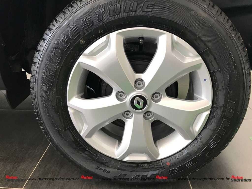 Renault Duster 1.6 CVT