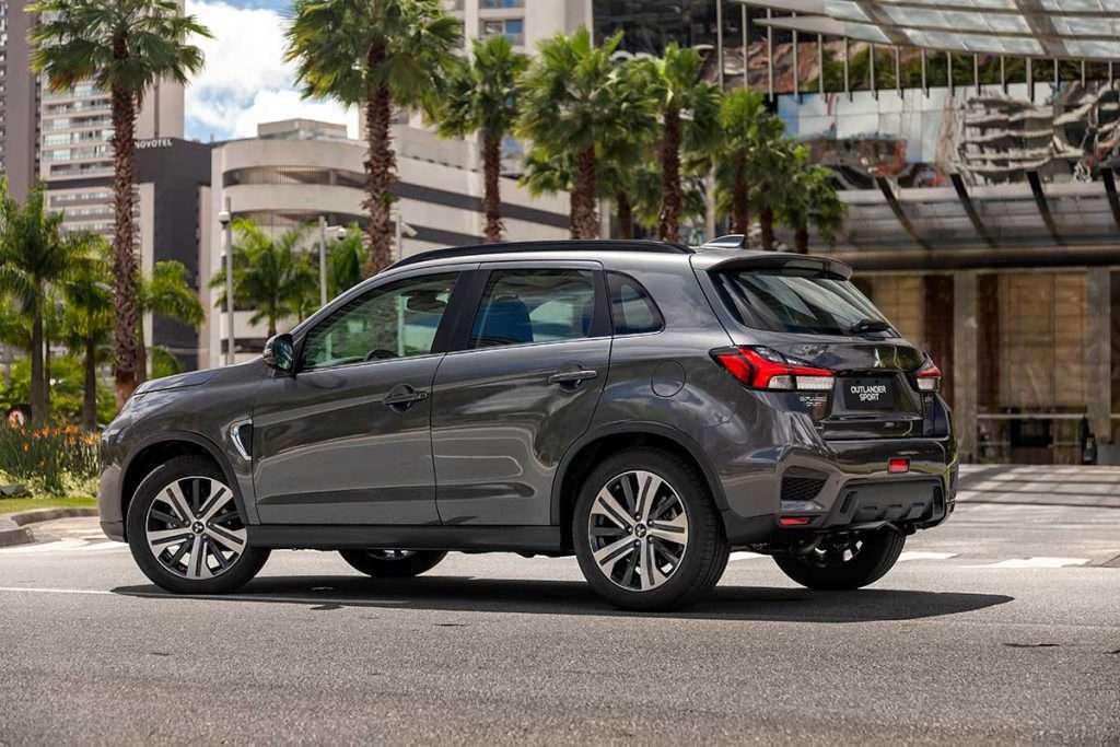 Mitsubishi Outlander Sport 2021