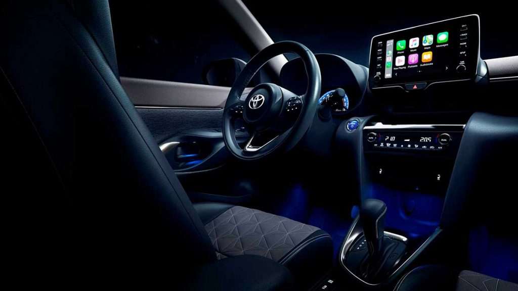 interior Yaris SUv