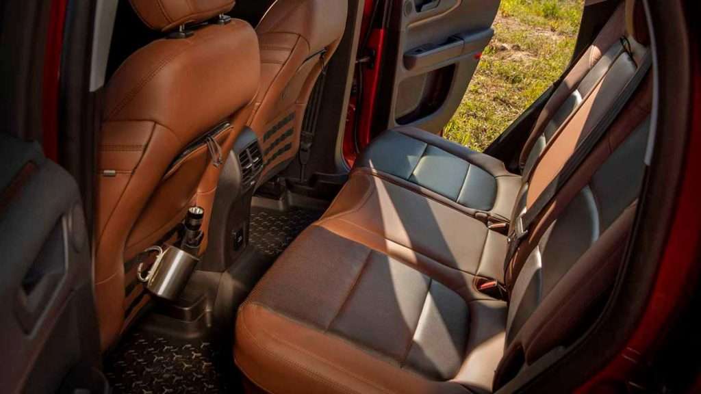 Banco Bronco Sport