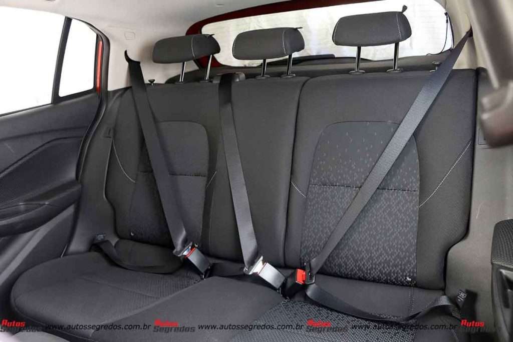 Banco traseiro Onix Turbo manual