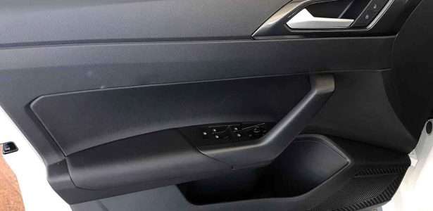 Forro de porta VW Virtus GTS