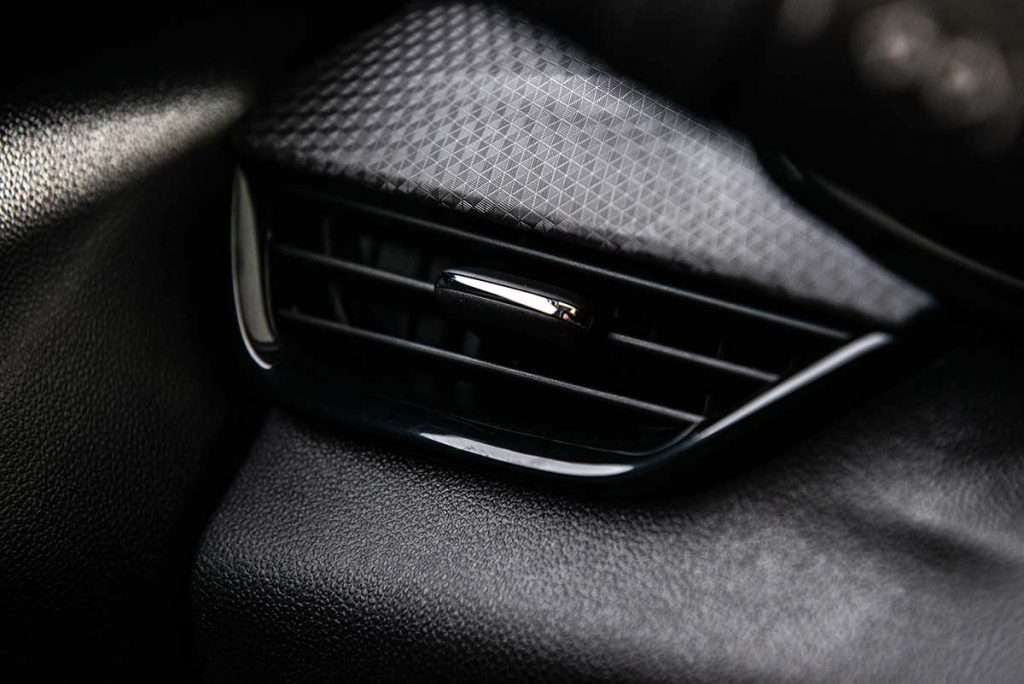 Onix Plus Midnight 2021