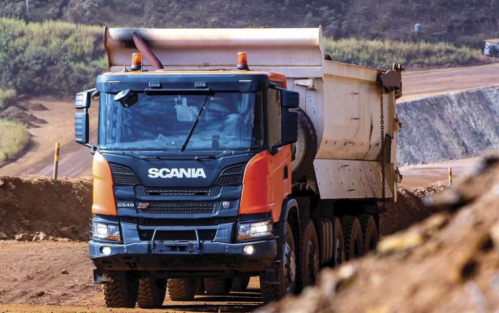 G 540 10x4/6 XT Heavy Tipper