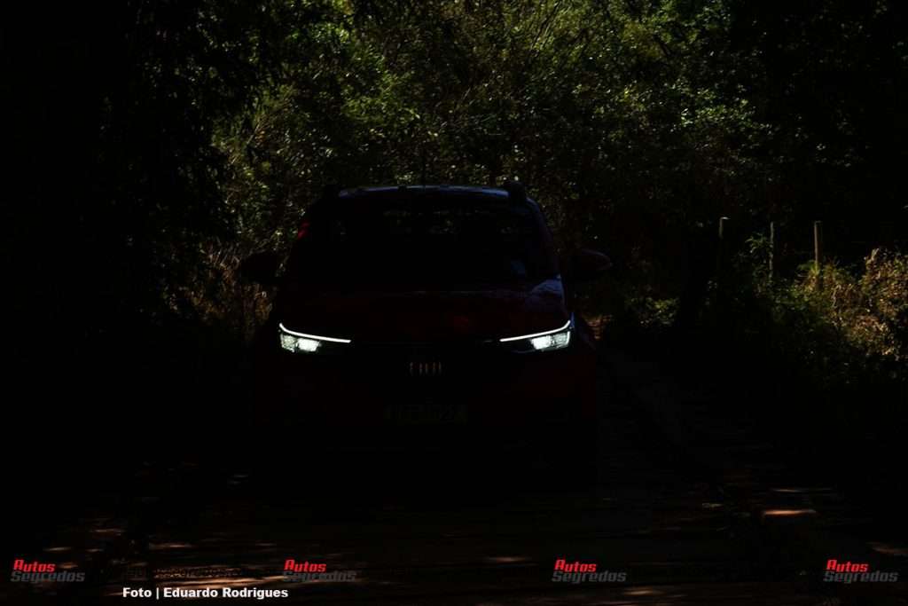 Faróis Full Led Nova Strada