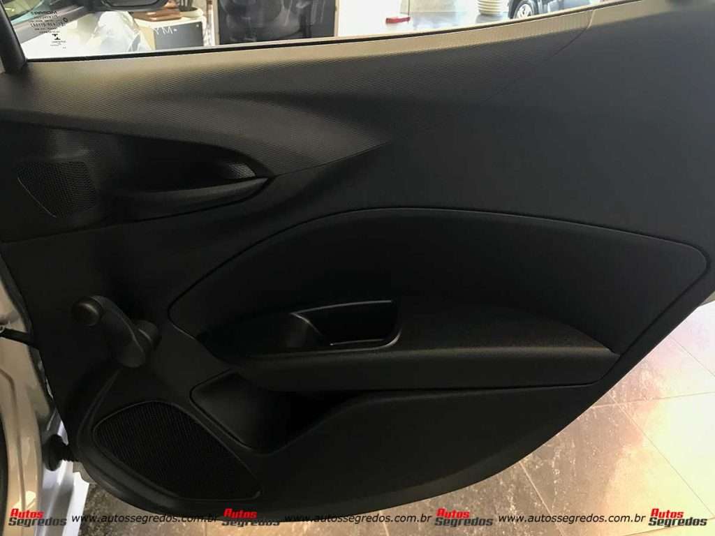 Forro de porta Argo Drive 2021