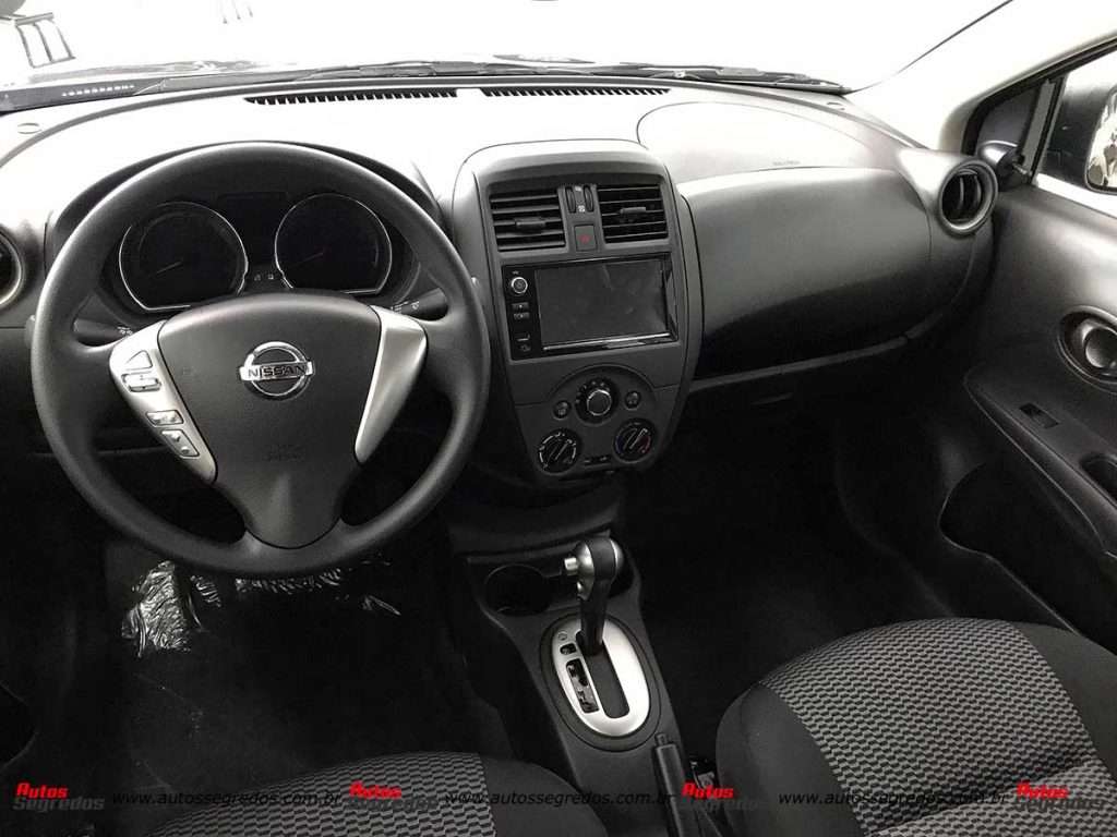 Painel Nissan V-Drive Special Edition