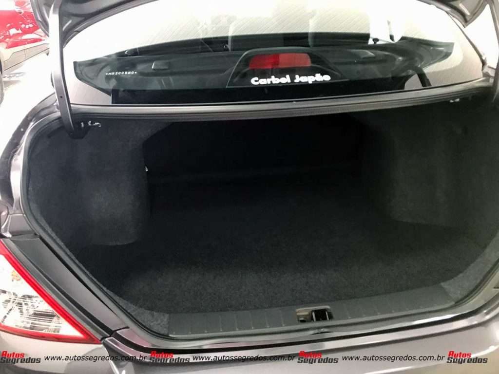 Porta-malas Nissan V-Drive