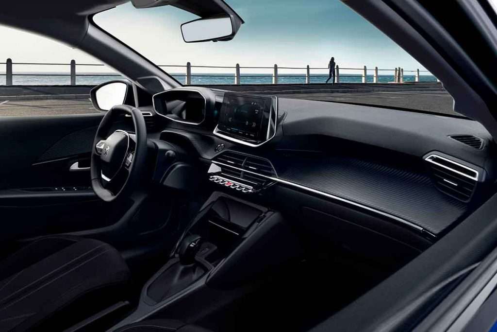 Peugeot 208 2021