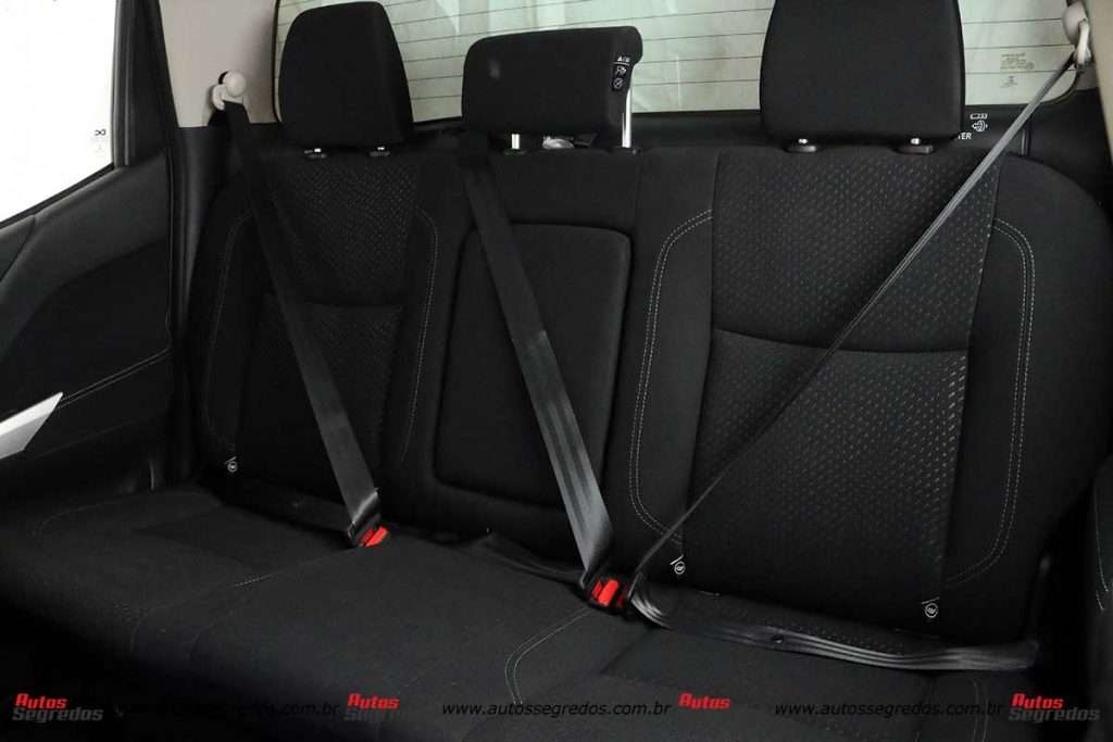 Banco traseiro Nissan Frontier