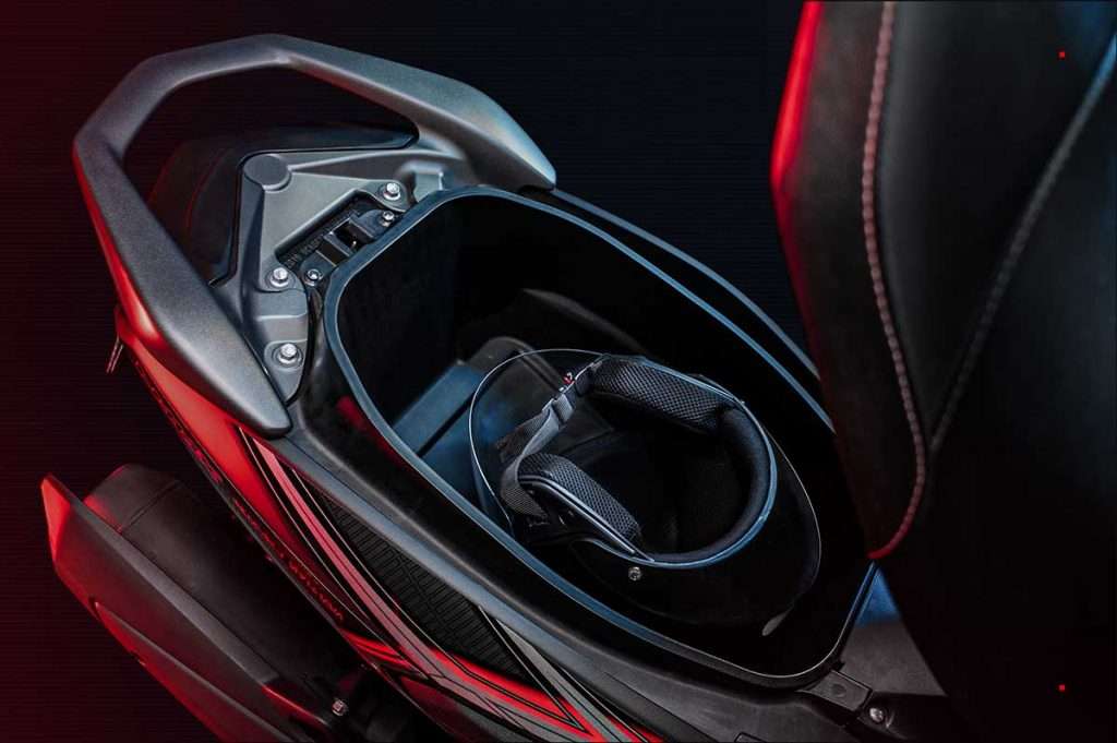Yamaha NMAX Império Galáctico