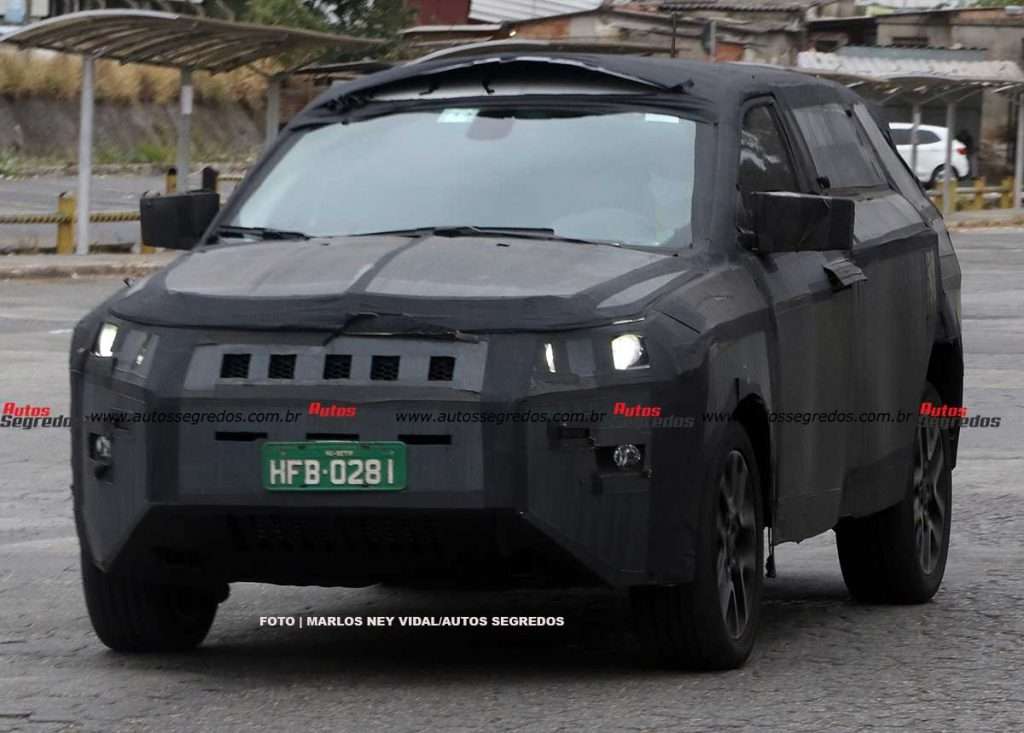 Jeep Compass esticado